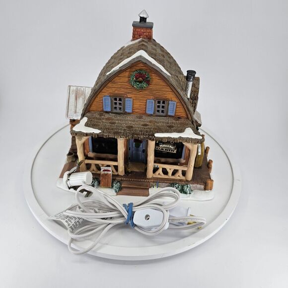 Lemax 15216 Lighted Mallard Bay Cabin 2011 Christmas Village in Box Tested - Picture 11 of 12